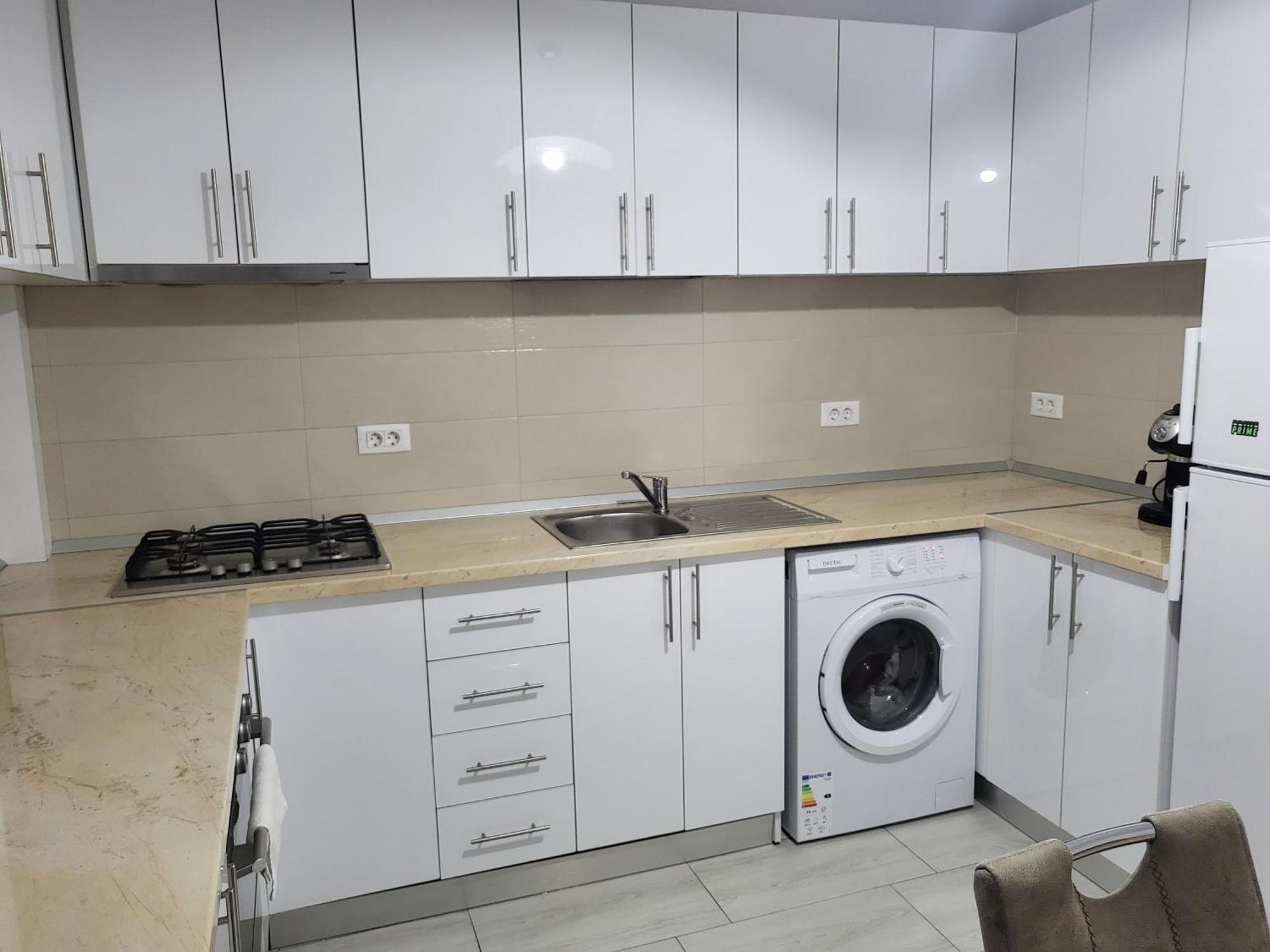 Apartament Alex, Dem Radulescu Рымнику-Вылча Экстерьер фото