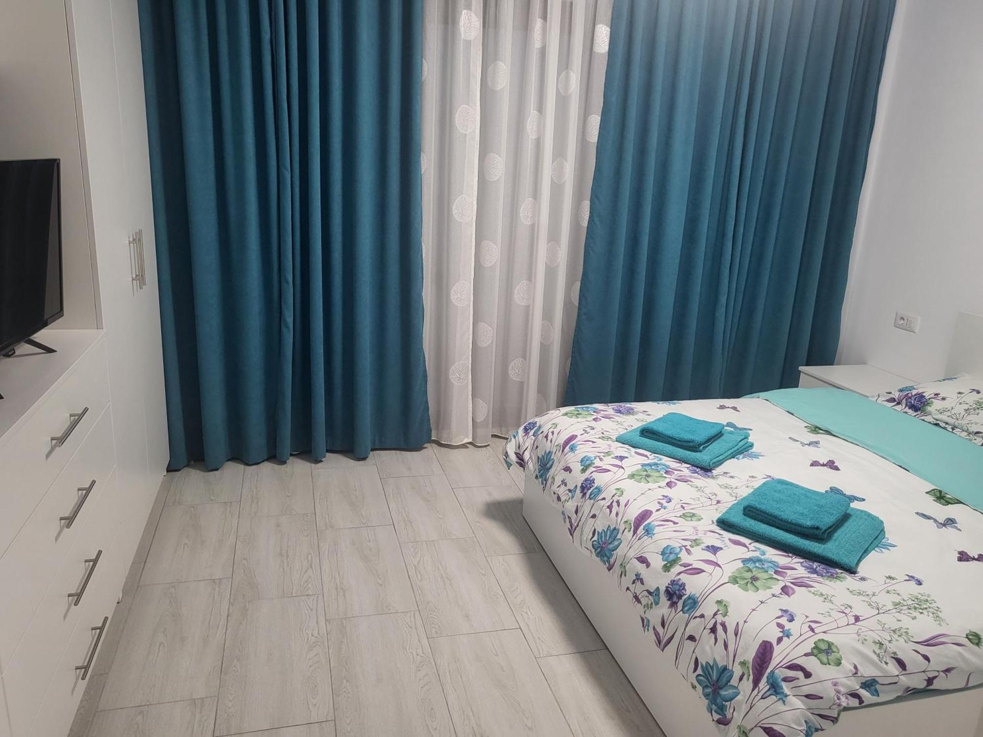Apartament Alex, Dem Radulescu Рымнику-Вылча Экстерьер фото
